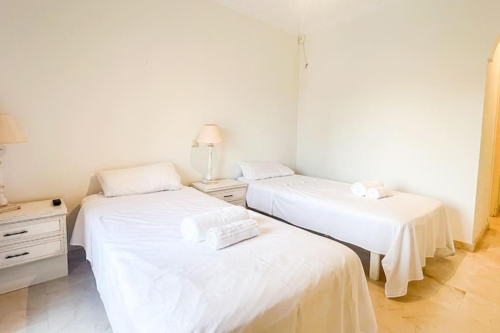 Сasa de vacaciones Oleholidays Adosado Alzambra Vasari Puerto Banus Marbella